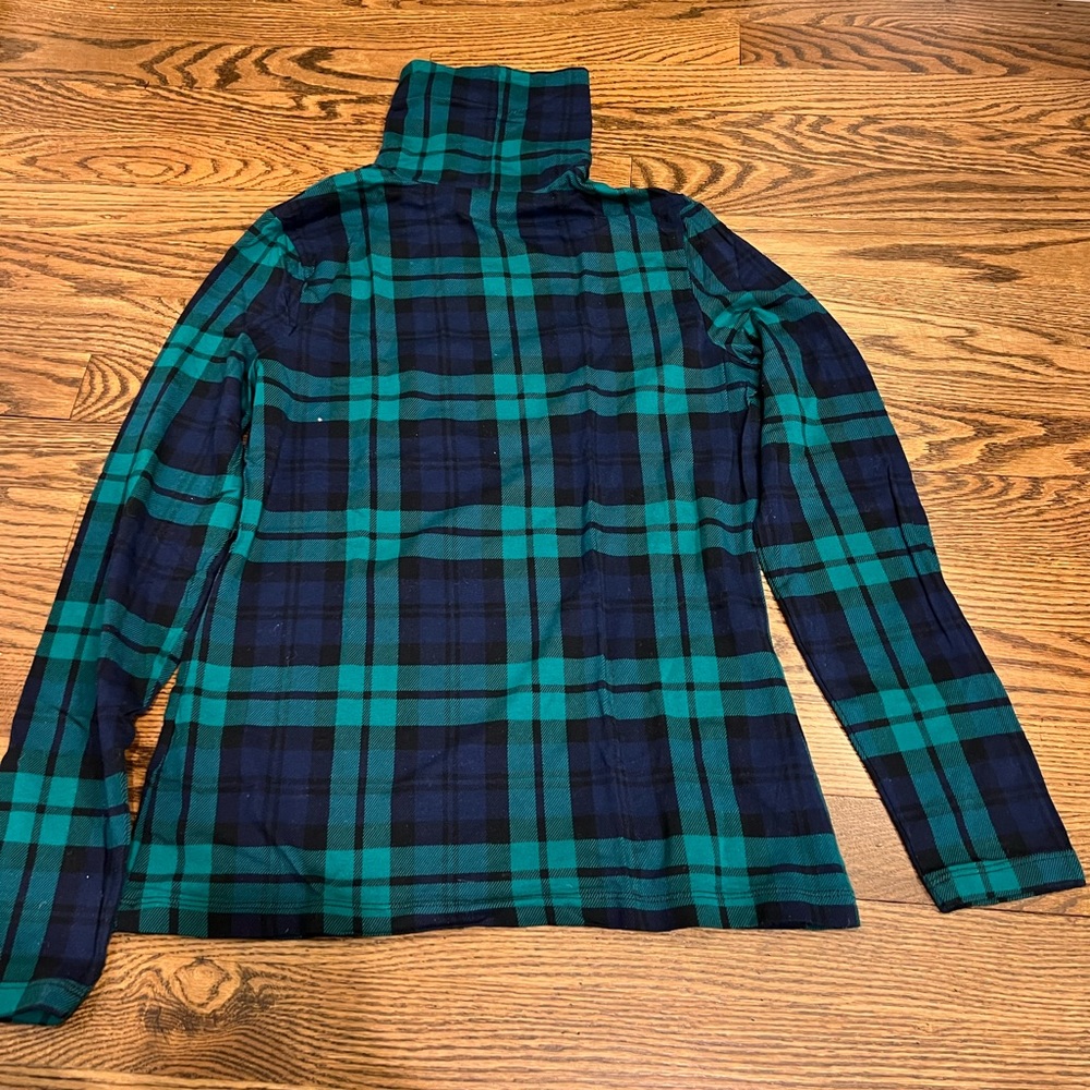 XS petite Black watch plaid turtleneck from Lands End. New without tags.
